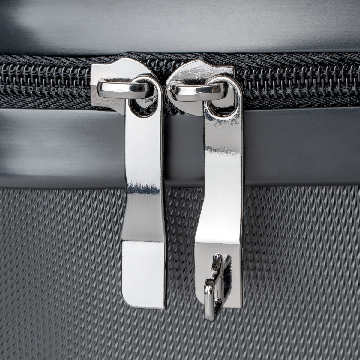 Skull Luggage
